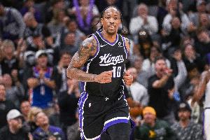 掘金vs转载直播_NBA高清免费观看_掘金vs转载比赛回放视频集锦