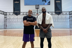 76人vs詹姆斯直播_NBA高清免费观看_76人vs詹姆斯比赛回放视频集锦
